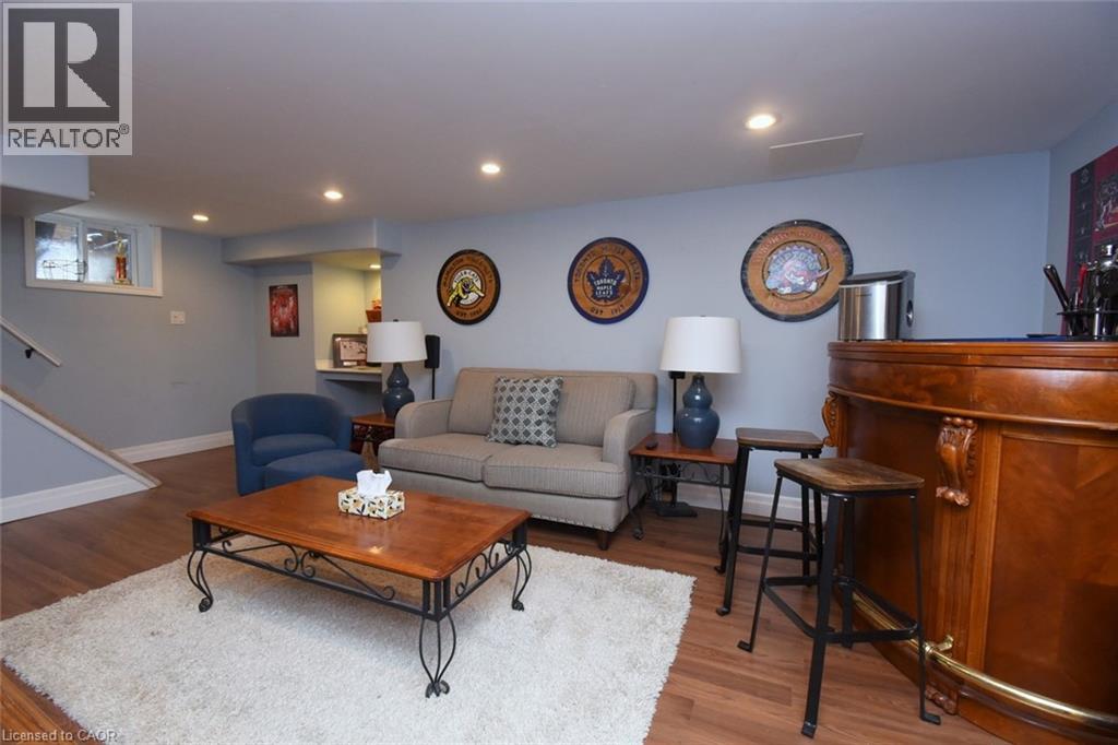 Photo 27 of 326 Darling Street, Brantford ON