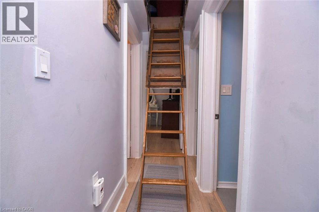 Photo 31 of 326 Darling Street, Brantford ON