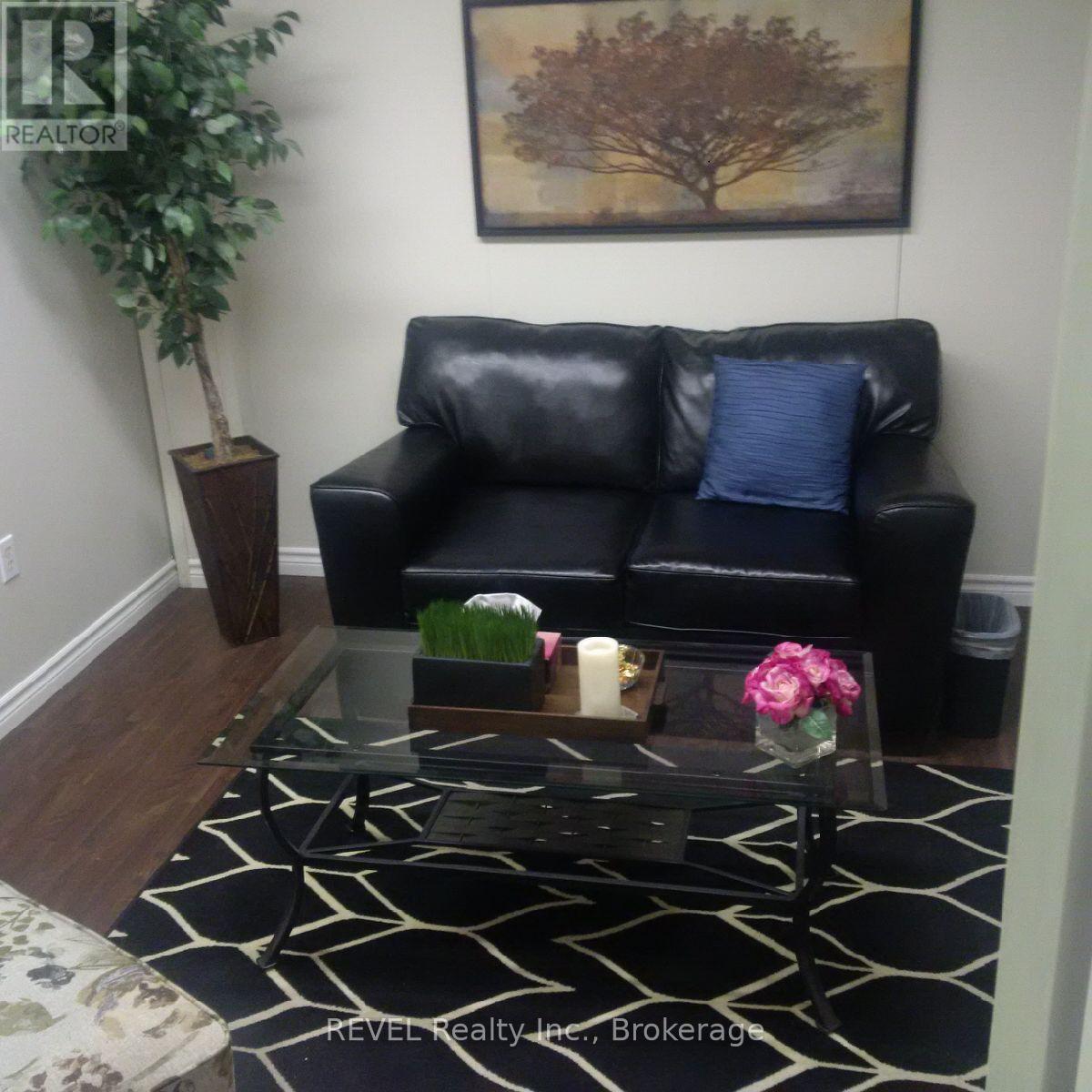 Photo 6 of 103 A 73 Ontario Street, St Catharines ON
