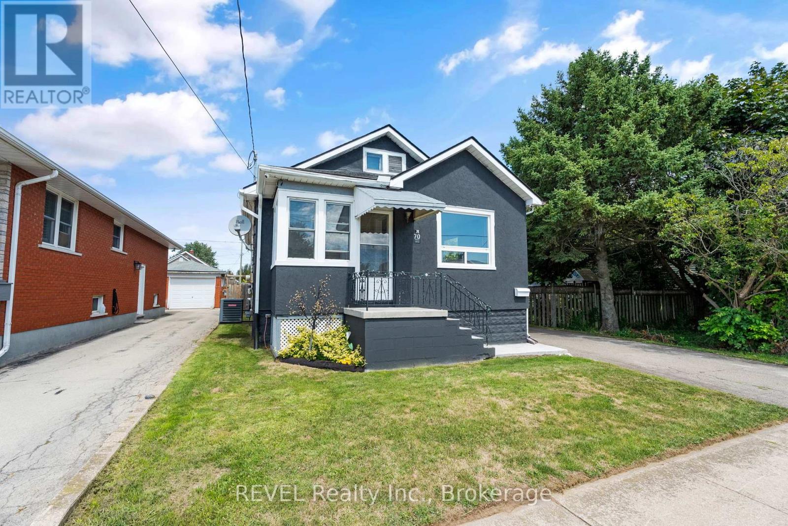 Photo 1 of 70 Cross Street, Port Colborne ON