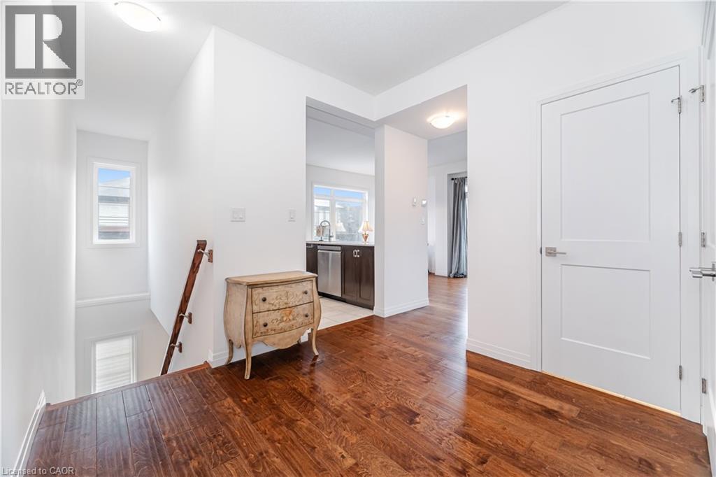 Photo 11 of 30 Times Square Boulevard Unit 69, Stoney Creek ON