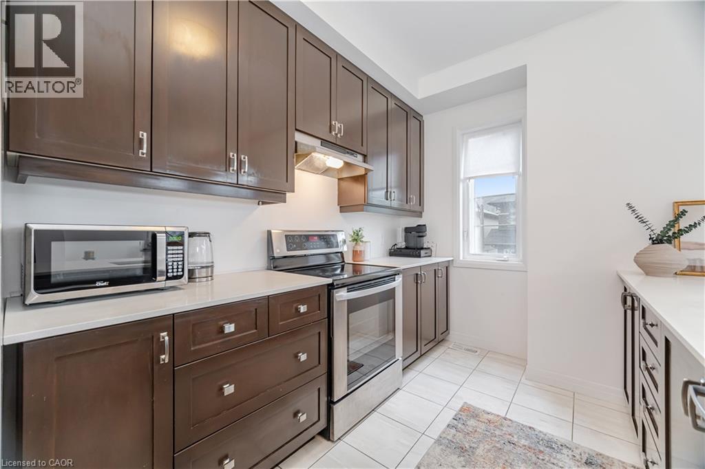 Photo 14 of 30 Times Square Boulevard Unit 69, Stoney Creek ON