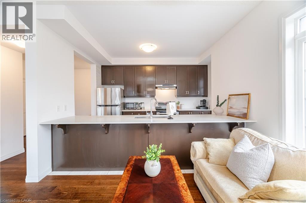 Photo 16 of 30 Times Square Boulevard Unit 69, Stoney Creek ON
