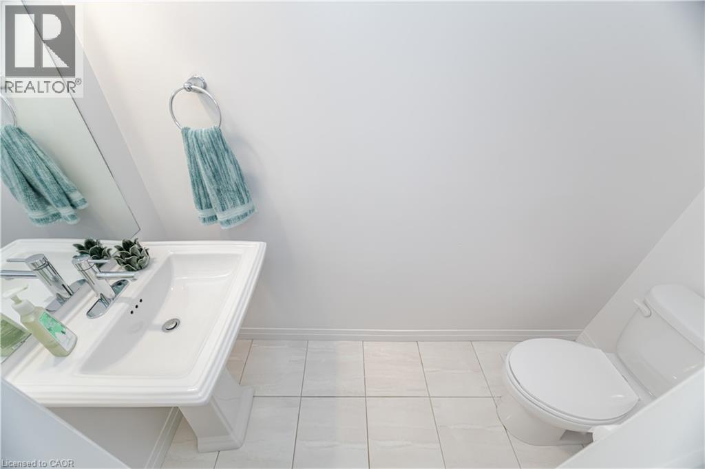 Photo 29 of 30 Times Square Boulevard Unit 69, Stoney Creek ON