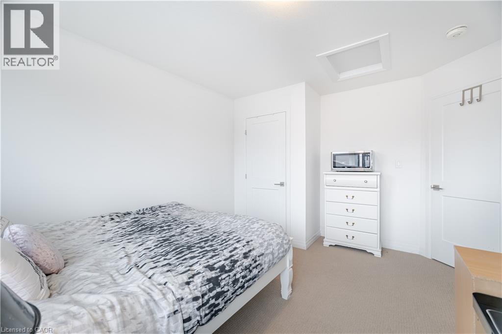 Photo 43 of 30 Times Square Boulevard Unit 69, Stoney Creek ON