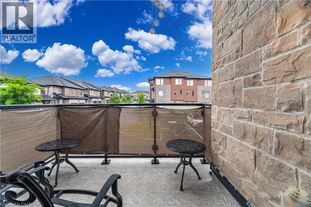 Photo 48 of 30 Times Square Boulevard Unit 69, Stoney Creek ON