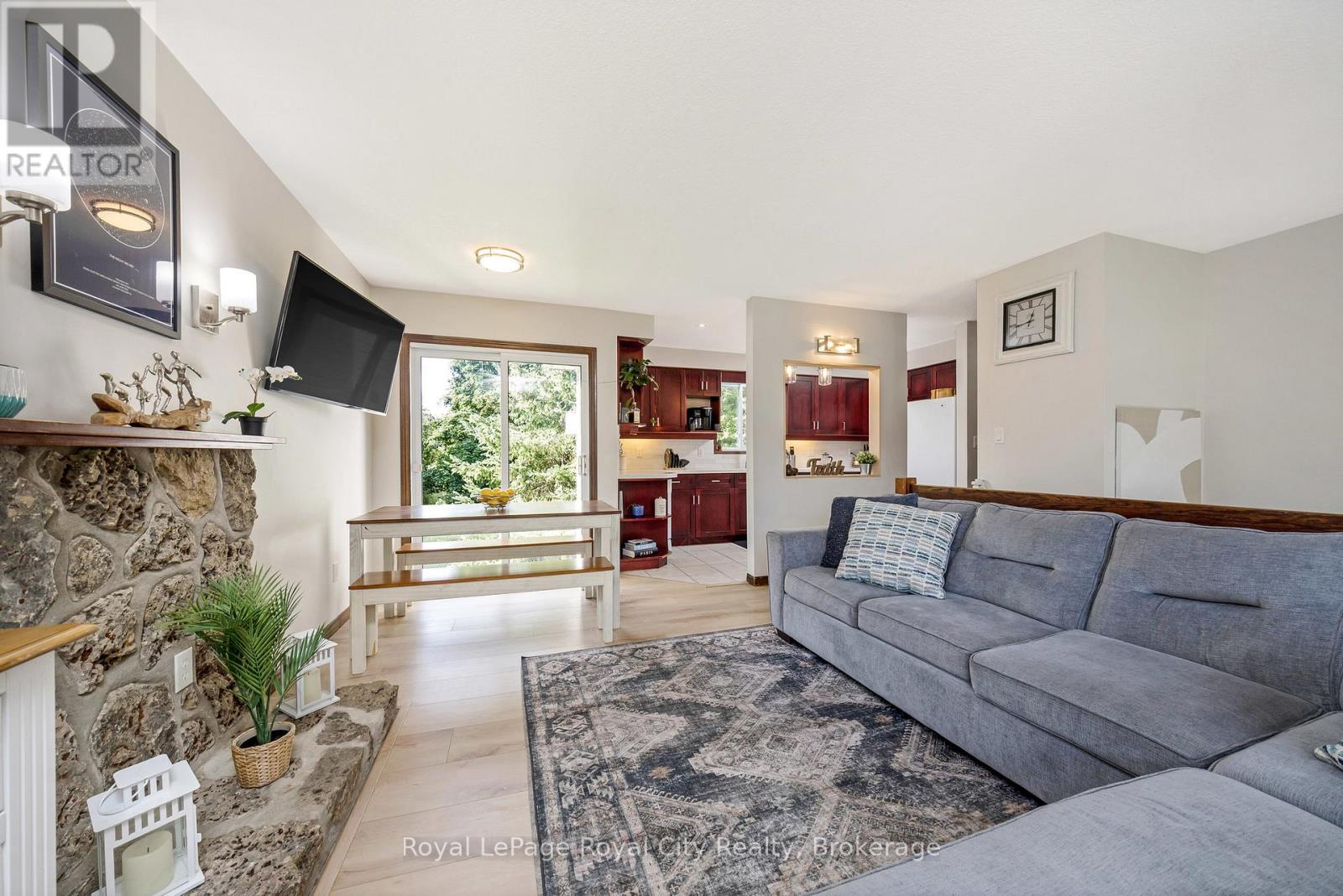 Photo 10 of 151 Queen Street, Guelph Eramosa ON