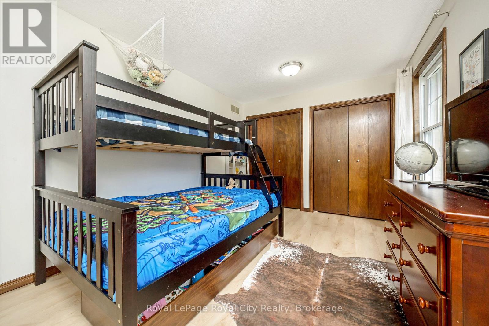 Photo 17 of 151 Queen Street, Guelph Eramosa ON