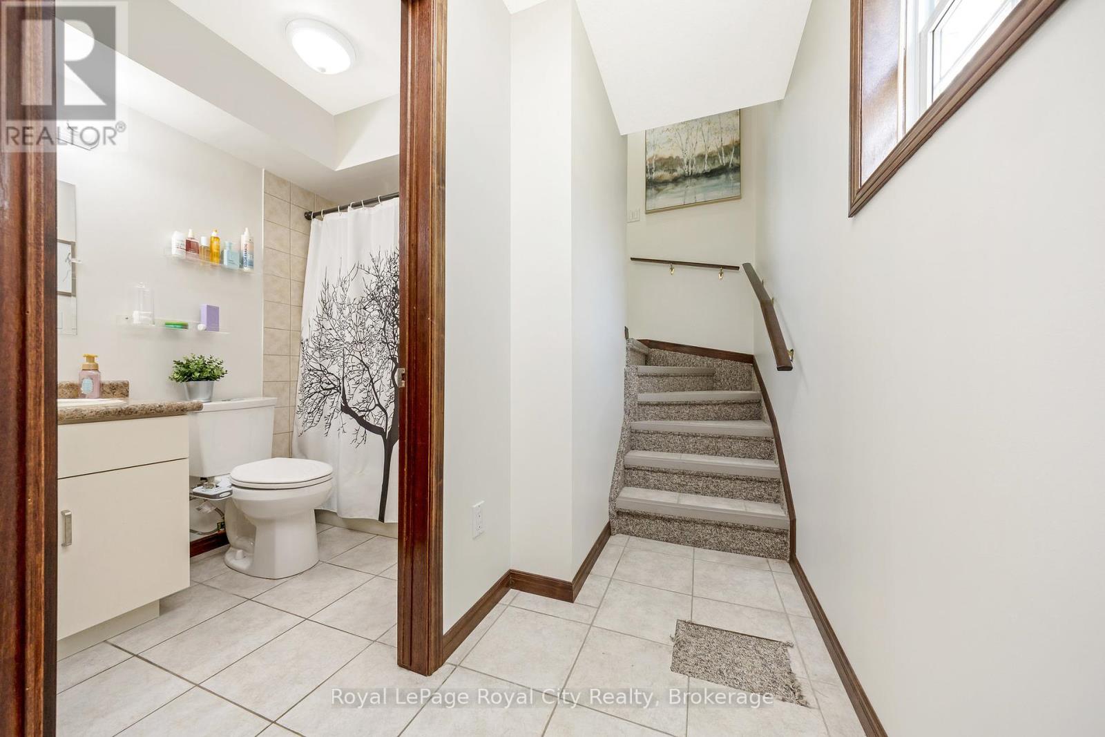 Photo 25 of 151 Queen Street, Guelph Eramosa ON