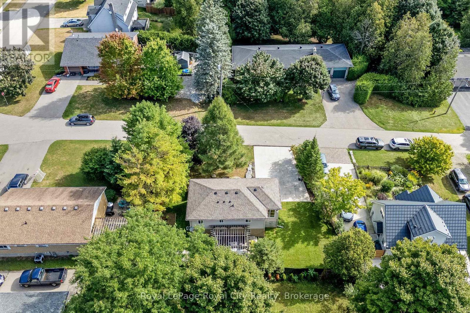 Photo 40 of 151 Queen Street, Guelph Eramosa ON