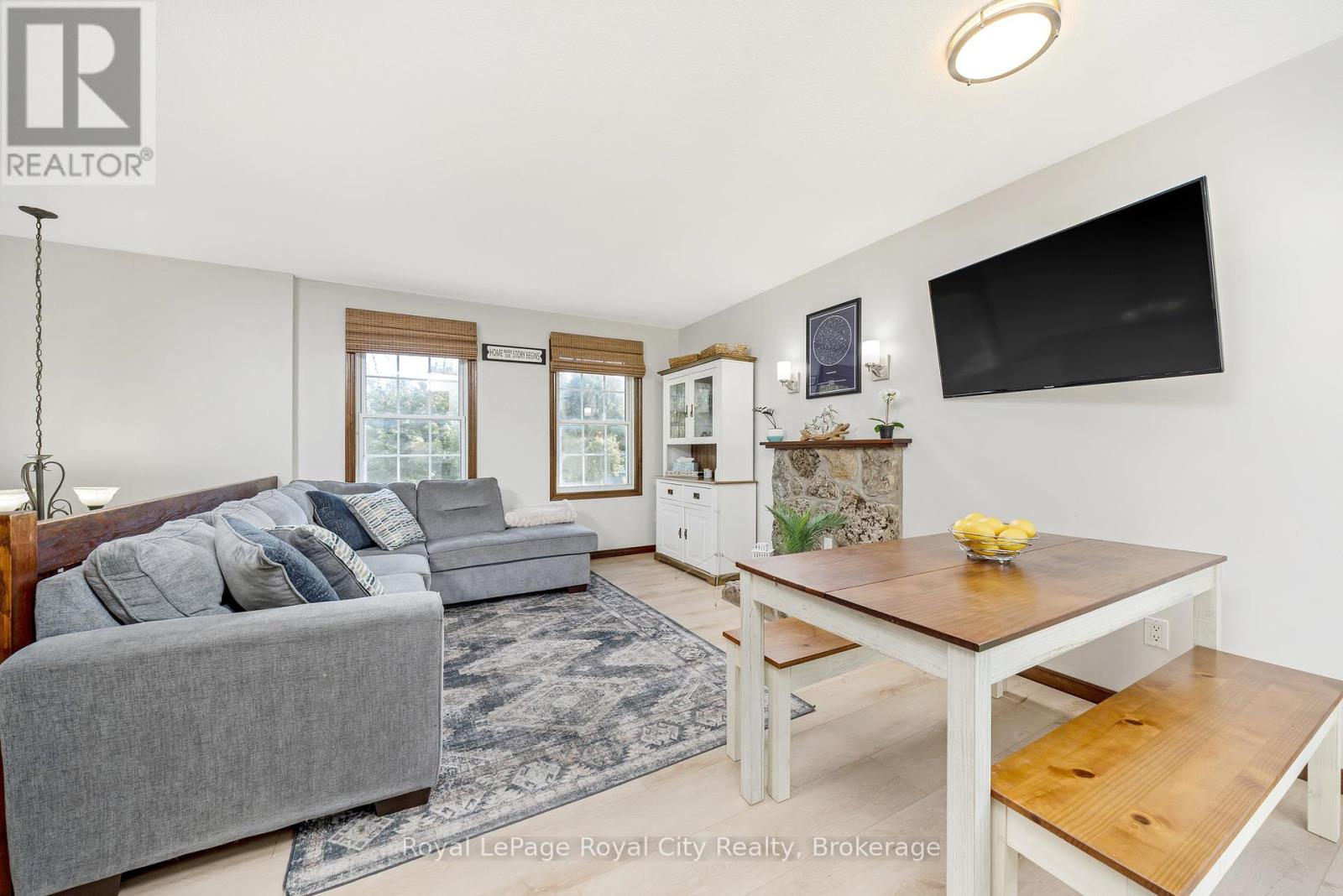 Photo 8 of 151 Queen Street, Guelph Eramosa ON