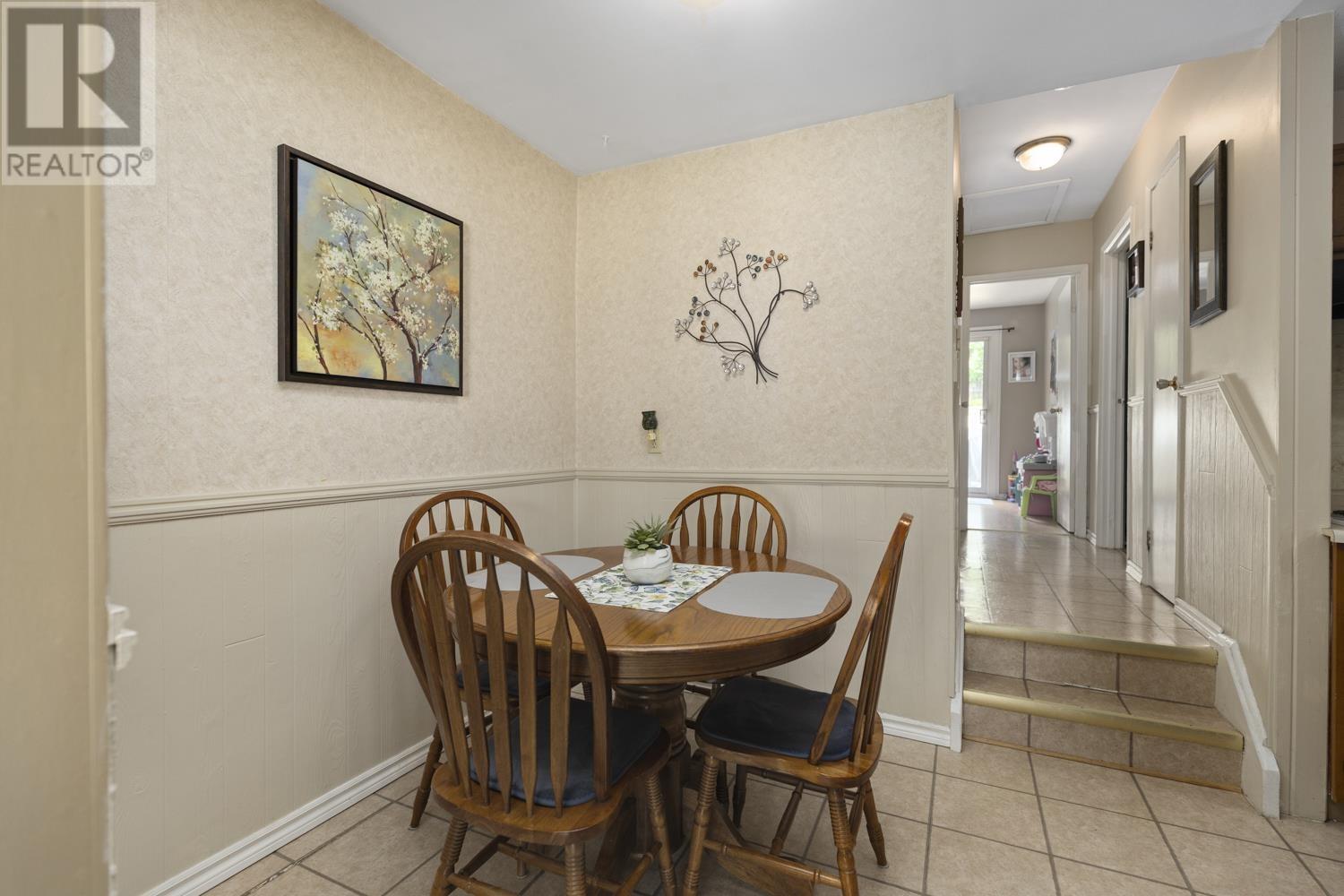 Photo 8 of 22 Hillside Dr, Sault Ste Marie ON