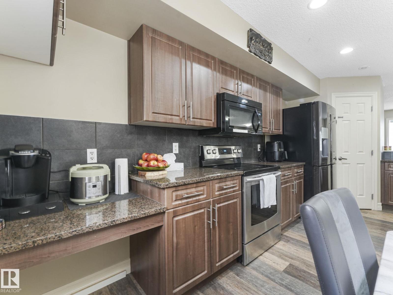 Photo 11 of 118 655 Tamarack Rd Nw, Edmonton AB