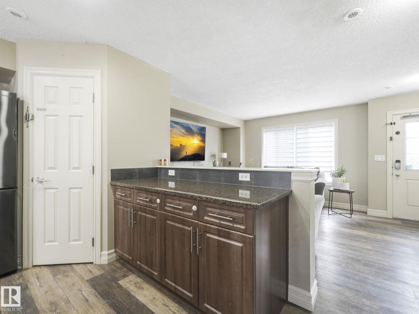 Photo 12 of 118 655 Tamarack Rd Nw, Edmonton AB
