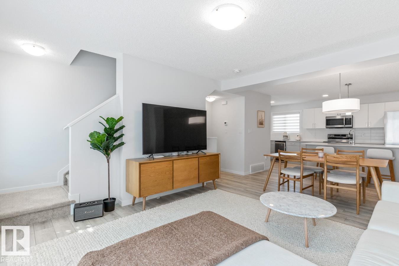 Photo 16 of 51 850 Secord Bv Nw, Edmonton AB