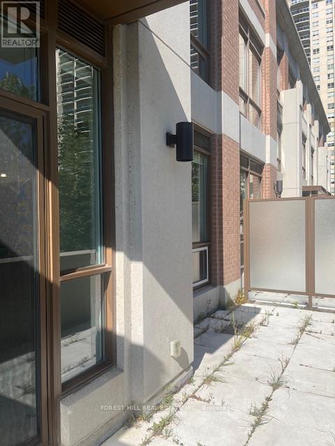 Photo 26 of Th 9 310 Tweedsmuir Avenue, Toronto ON
