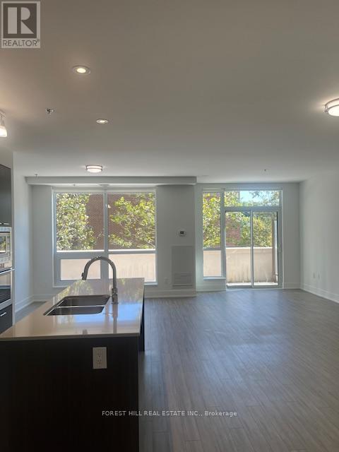 Photo 8 of Th 9 310 Tweedsmuir Avenue, Toronto ON