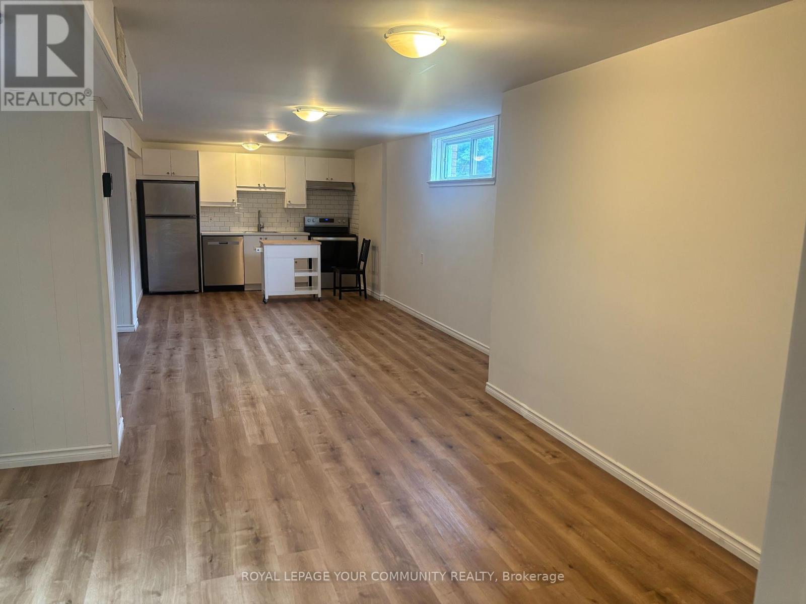 Photo 18 of 45 Netherford Road, Vaughan ON