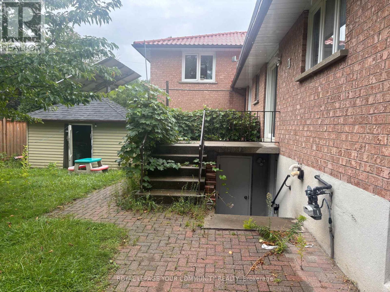Photo 9 of 45 Netherford Road, Vaughan ON