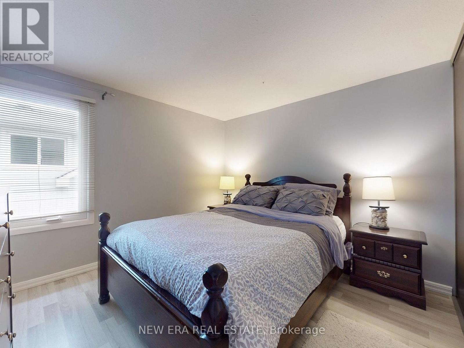 Photo 21 of 2669 Inlake Court, Mississauga ON