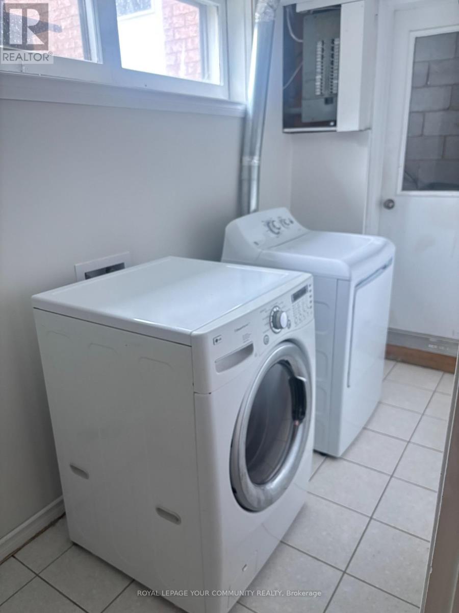 Photo 6 of 45 Netherford Road, Vaughan ON