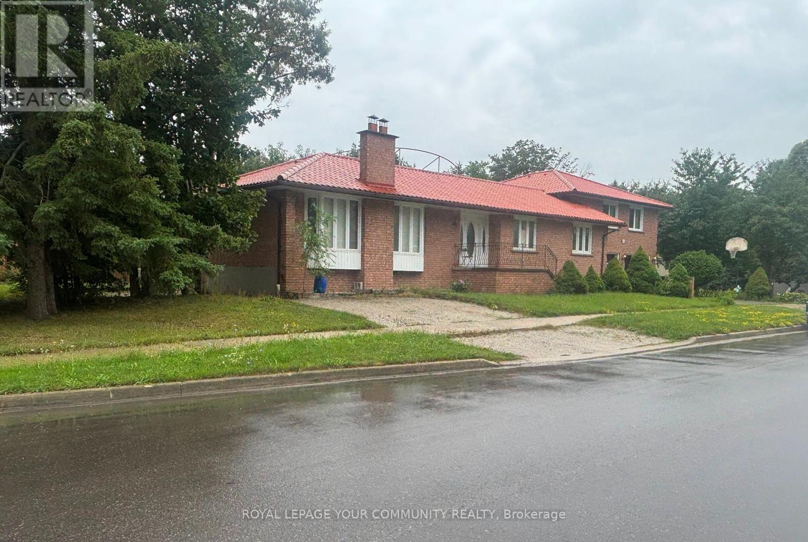 Photo 1 of 45 Netherford Road, Vaughan ON