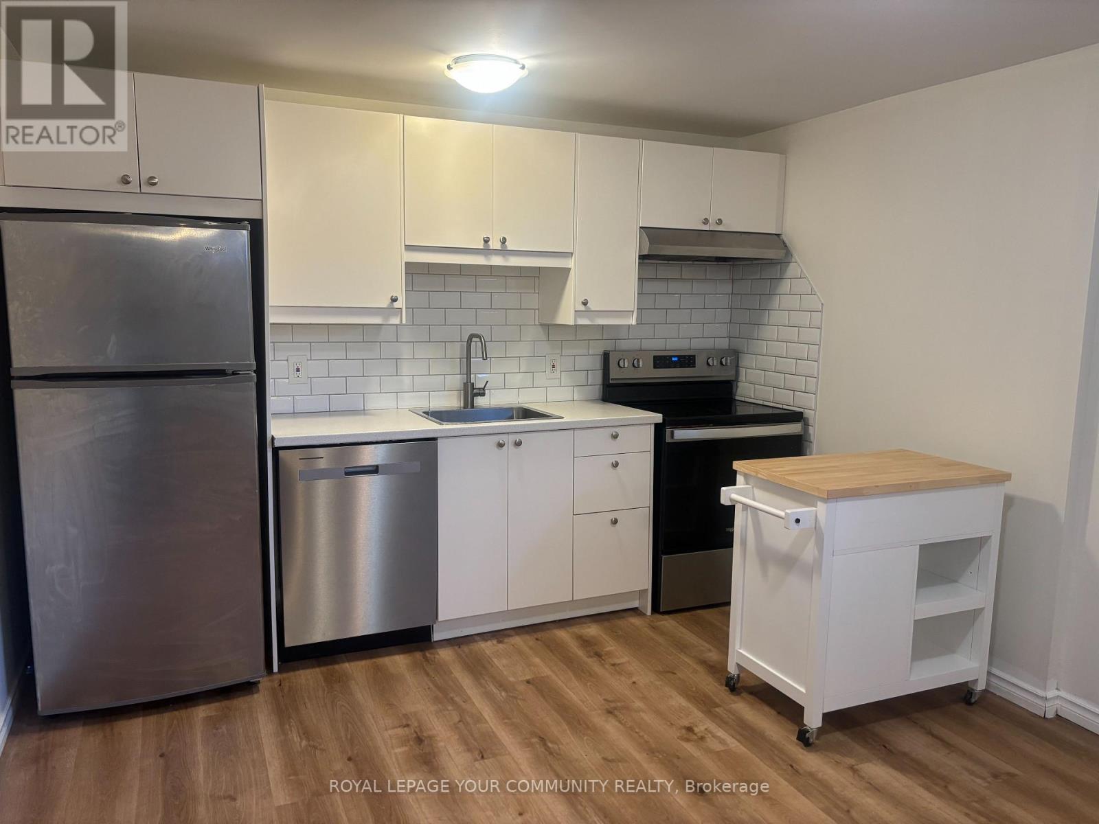 Photo 13 of 45 Netherford Road, Vaughan ON