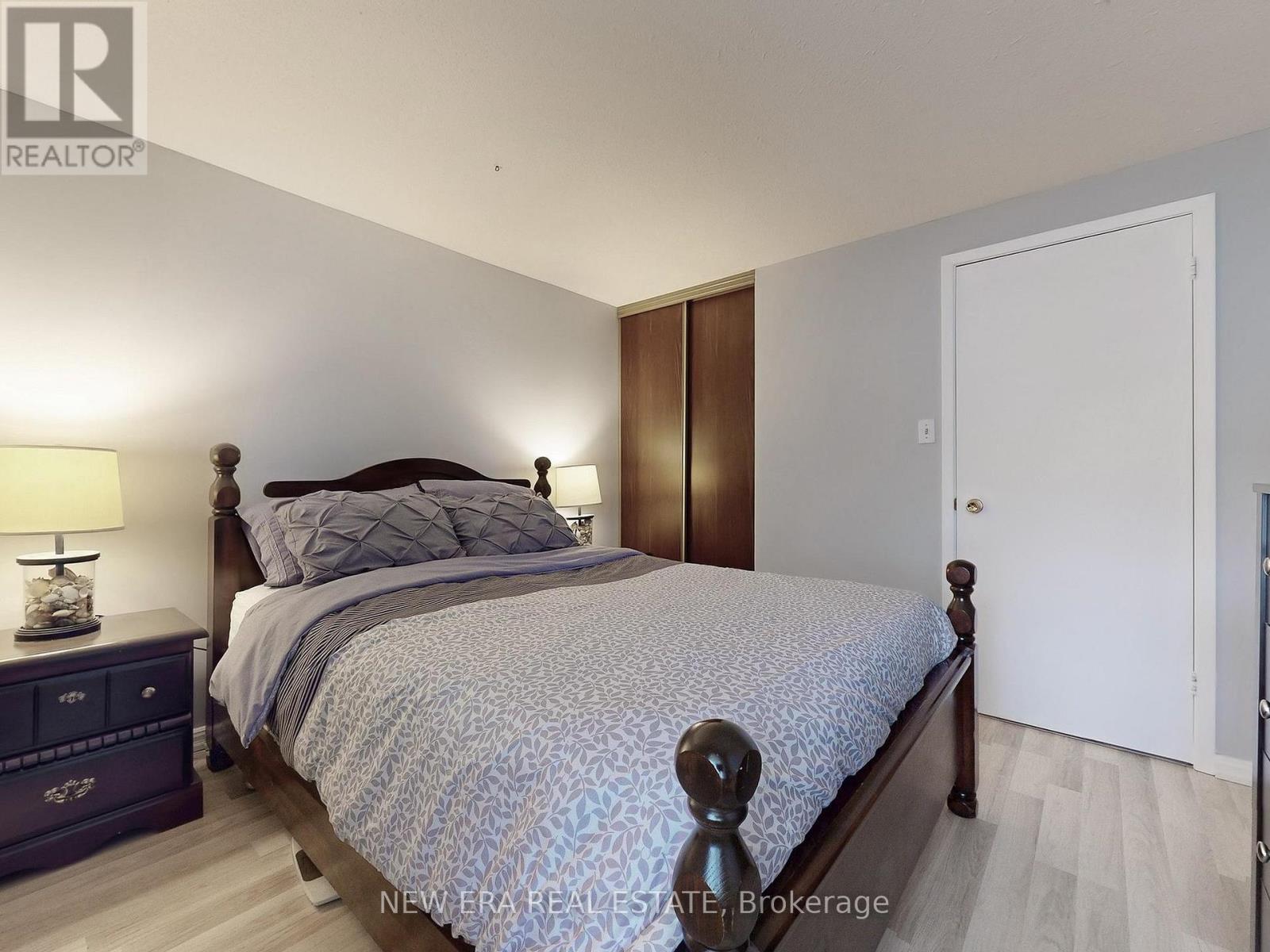 Photo 22 of 2669 Inlake Court, Mississauga ON