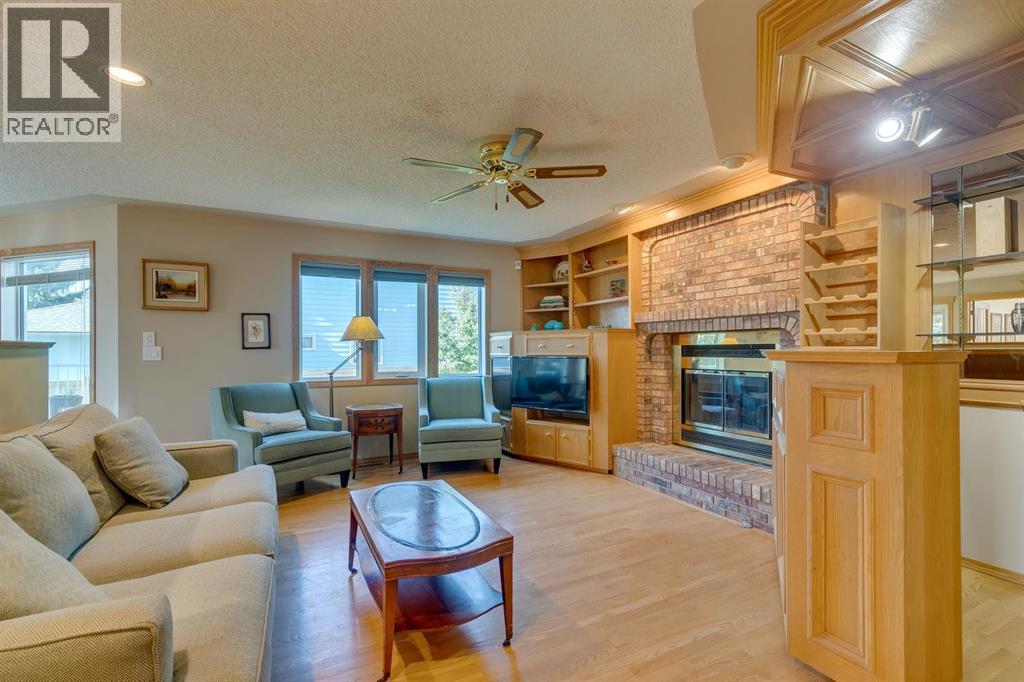 Single Family House for Sale in  Evergreen Hill SW Evergreen Calgary 