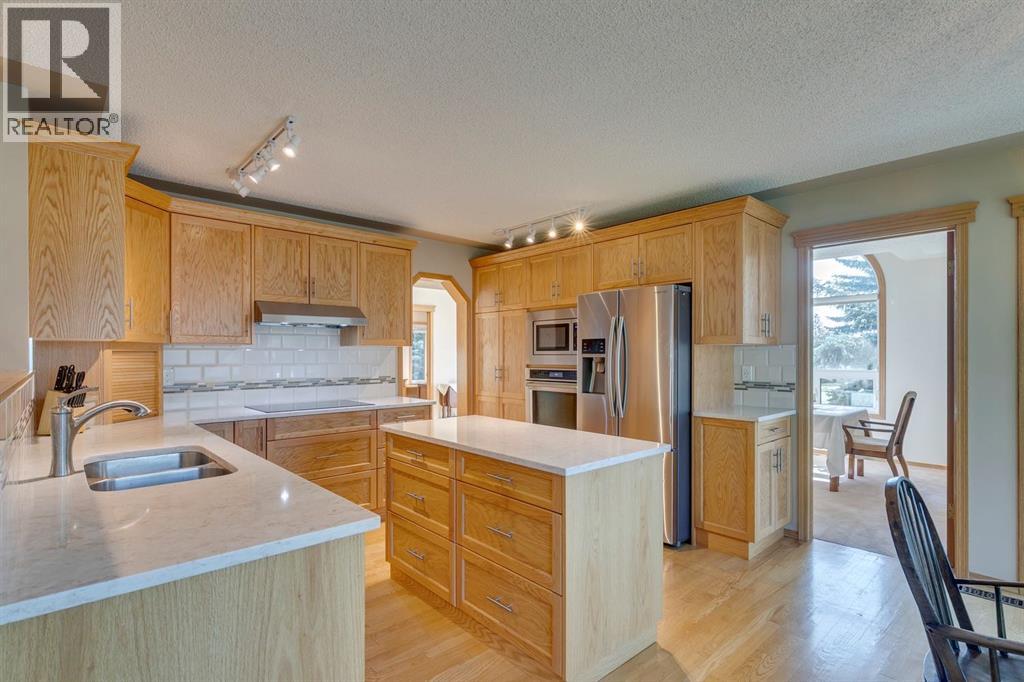Single Family House for Sale in  Evergreen Hill SW Evergreen Calgary 