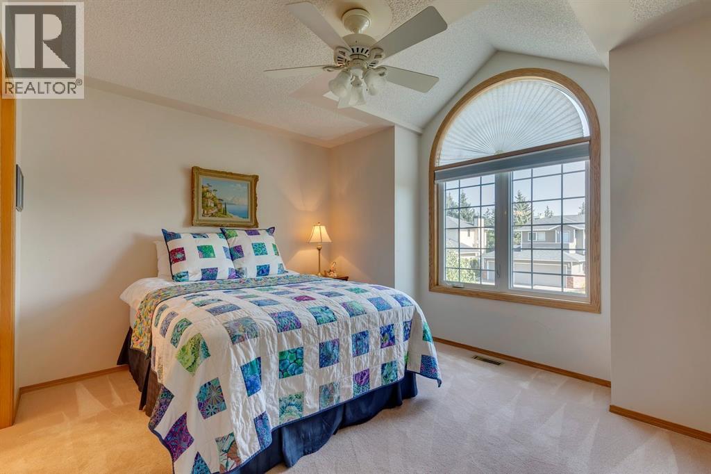 Single Family House for Sale in  Evergreen Hill SW Evergreen Calgary 