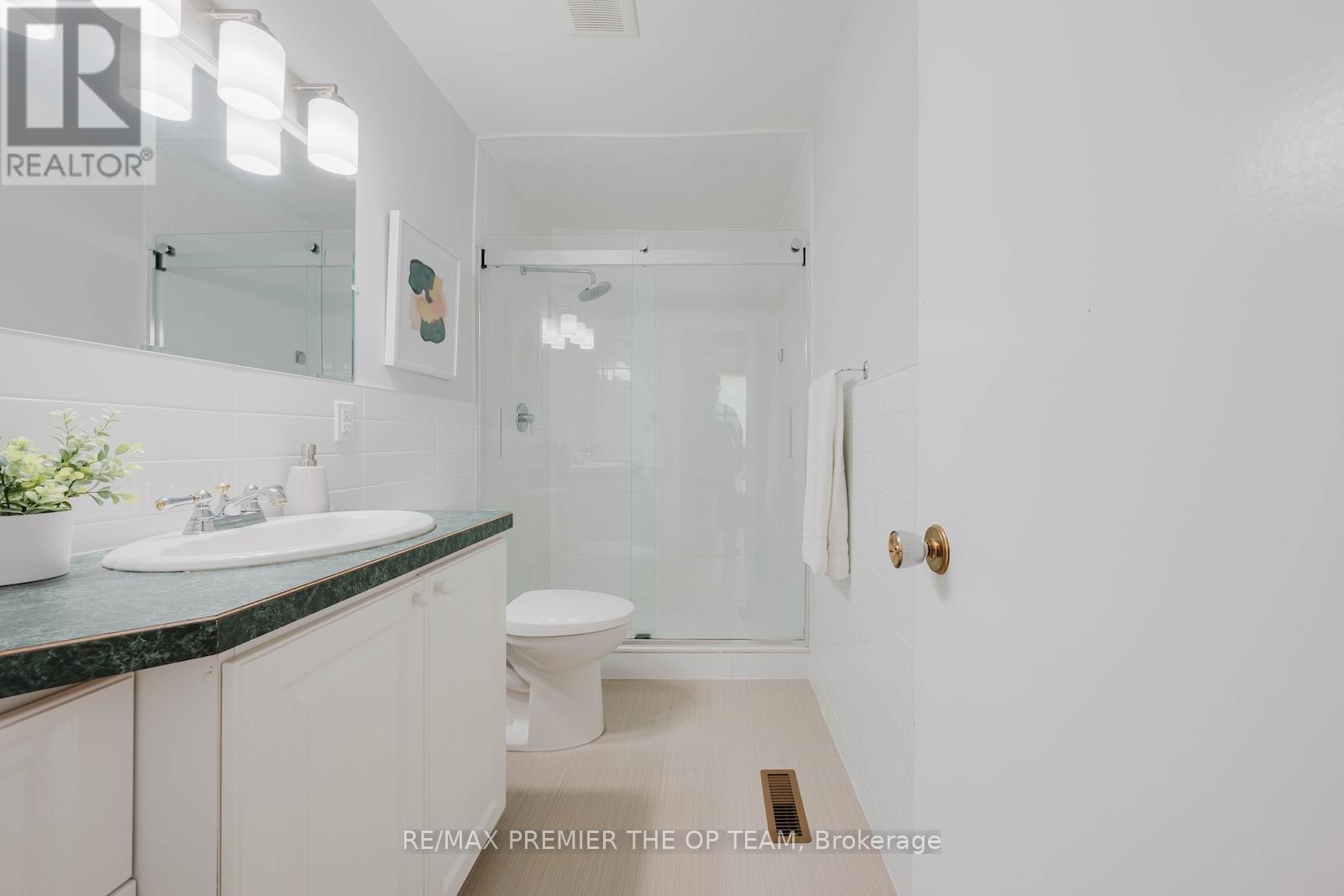 Photo 22 of 2939 Islington Avenue, Toronto ON