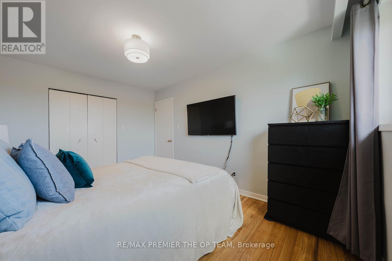 Photo 24 of 2939 Islington Avenue, Toronto ON