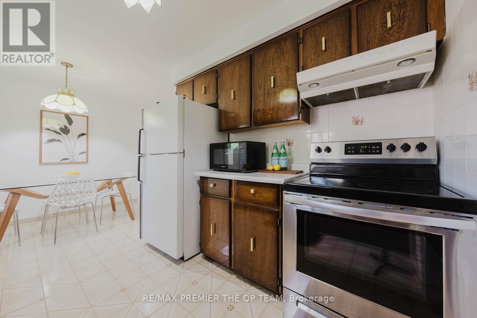 Photo 17 of 2939 Islington Avenue, Toronto ON