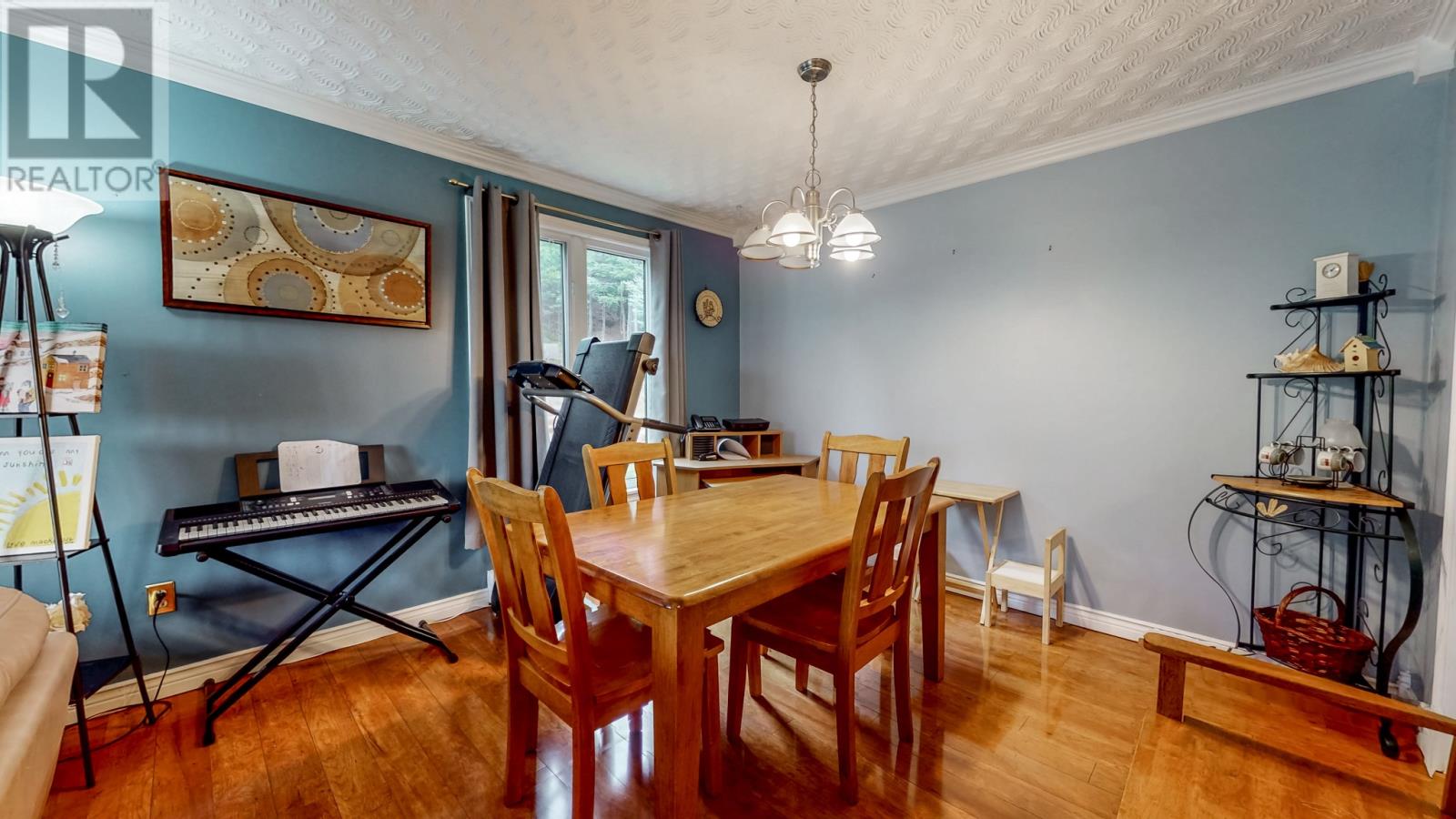 Photo 12 of 165 Ashlen Crescent, Paradise NL