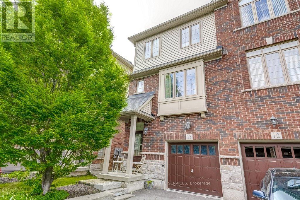 Photo 1 of 13 4165 Upper Middle Road, Burlington ON