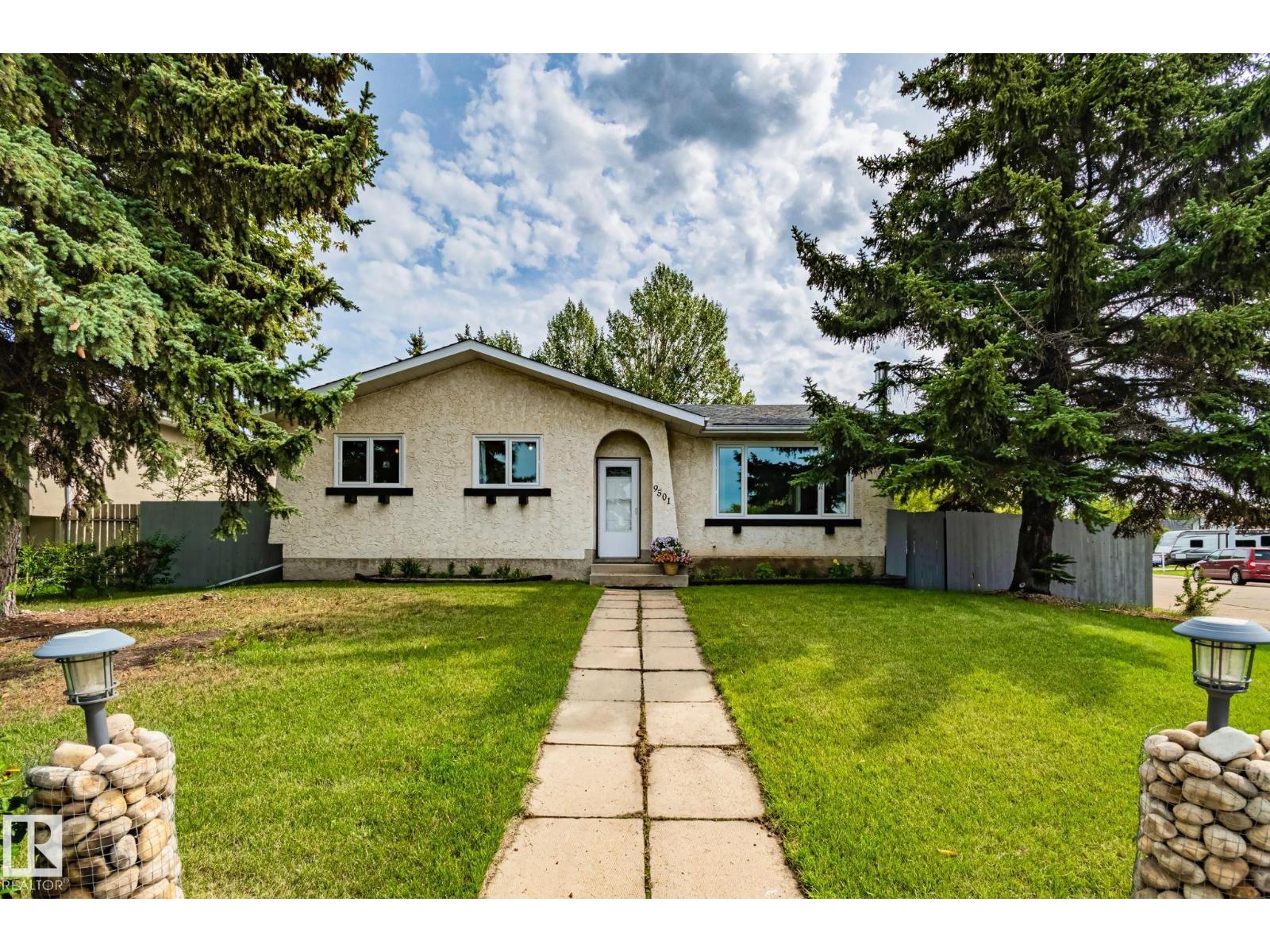 Photo 2 of 9501 98 A St, Morinville AB