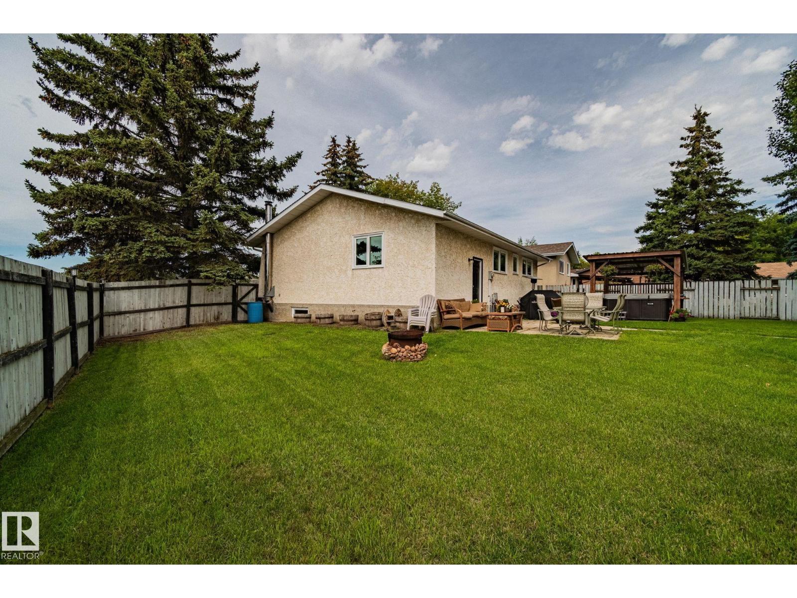 Photo 35 of 9501 98 A St, Morinville AB