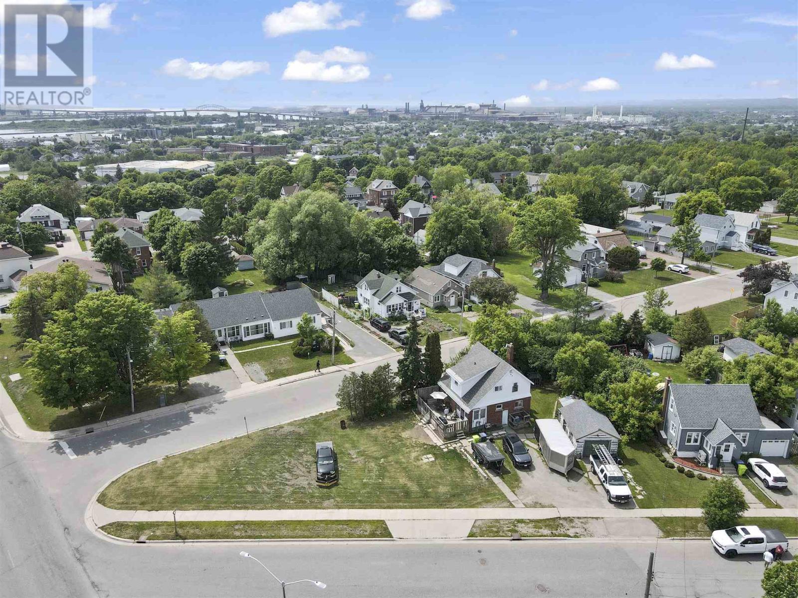 Photo 31 of 5 Alberta St, Sault Ste Marie ON