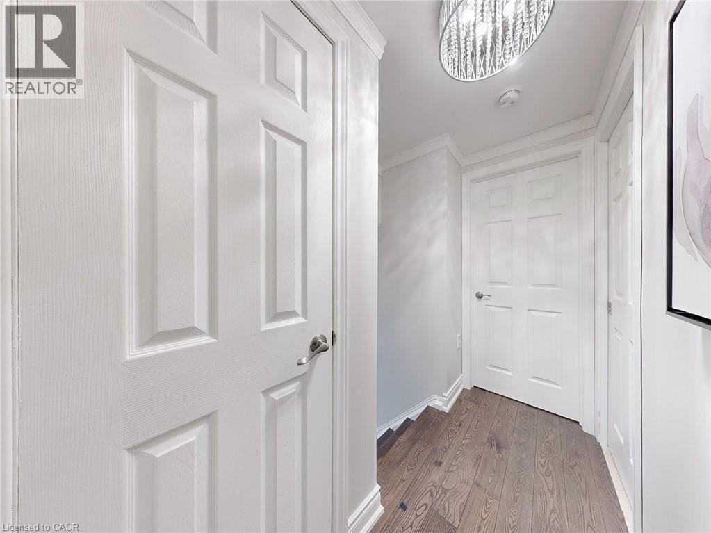 Photo 17 of 2200 Glenwood School Drive Unit 48, Burlington ON