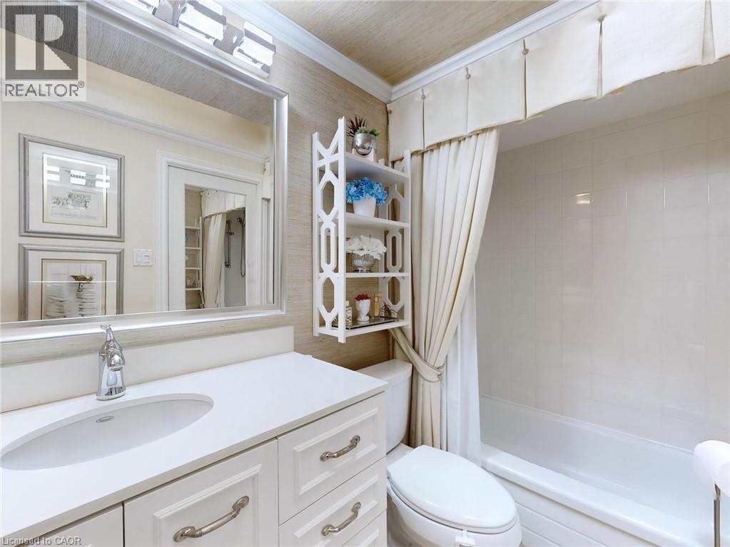 Photo 22 of 2200 Glenwood School Drive Unit 48, Burlington ON