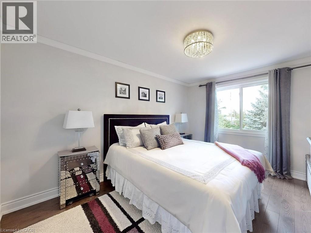Photo 23 of 2200 Glenwood School Drive Unit 48, Burlington ON