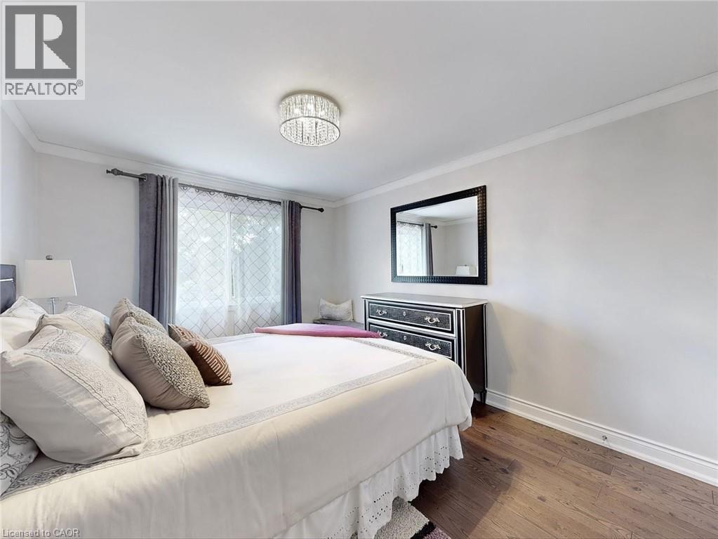 Photo 25 of 2200 Glenwood School Drive Unit 48, Burlington ON