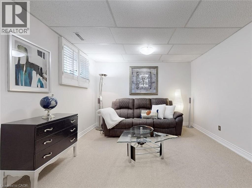 Photo 33 of 2200 Glenwood School Drive Unit 48, Burlington ON