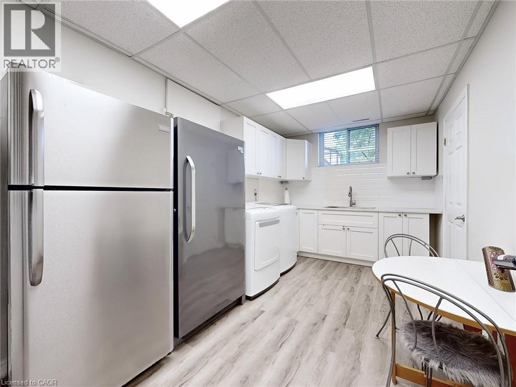 Photo 36 of 2200 Glenwood School Drive Unit 48, Burlington ON