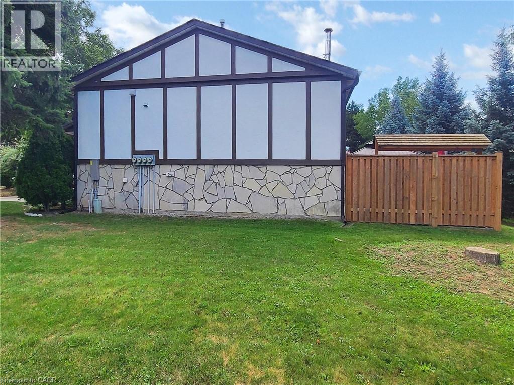 Photo 50 of 2200 Glenwood School Drive Unit 48, Burlington ON