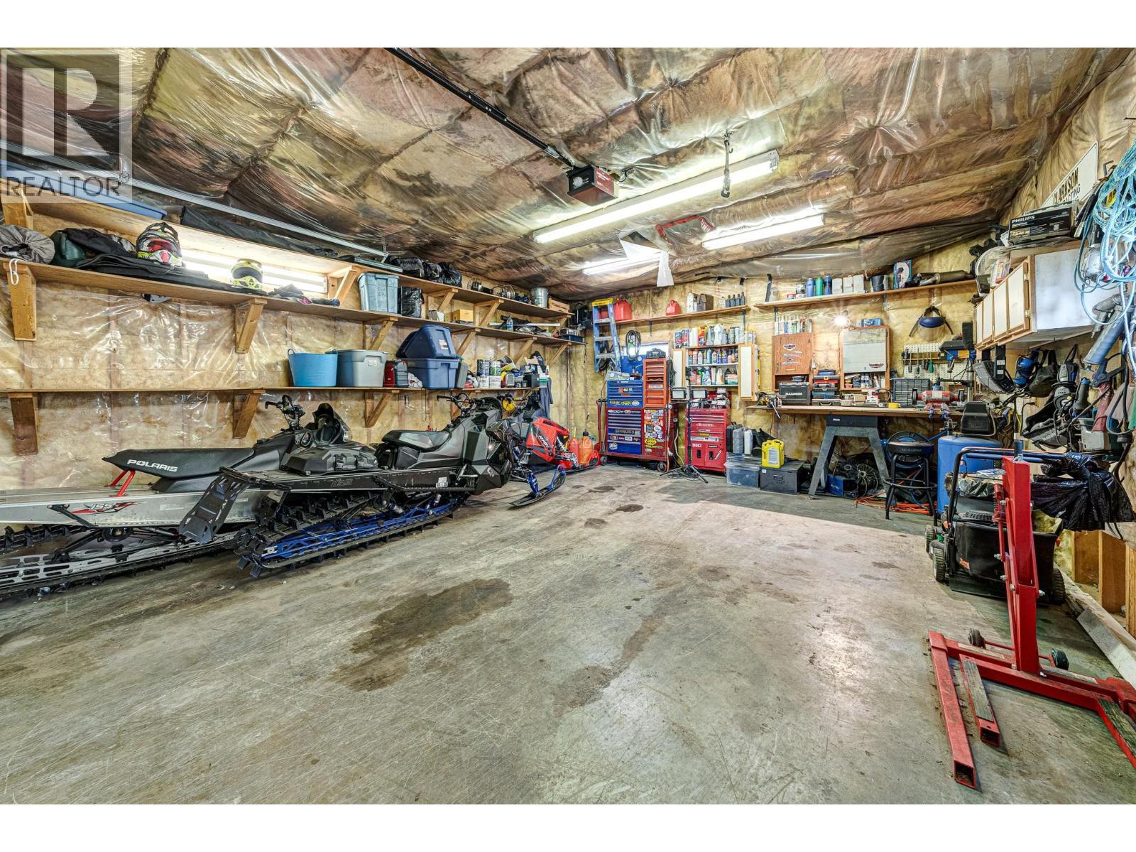 Photo 49 of 850 Minto Crescent, Elkford BC