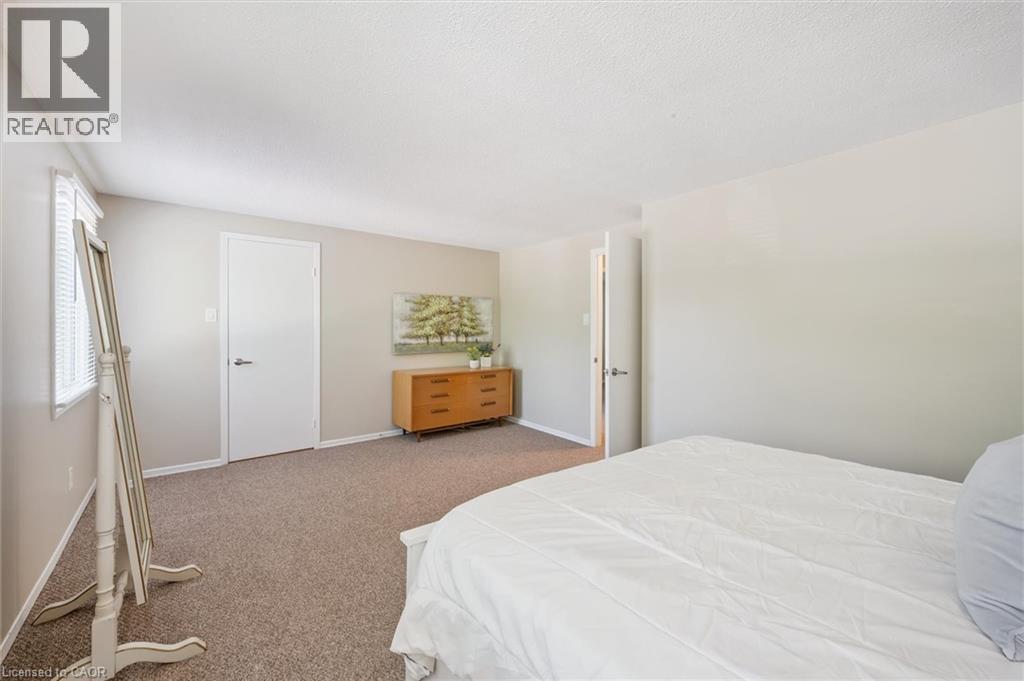 Photo 19 of 476 Kingscourt Drive Unit 22, Waterloo ON