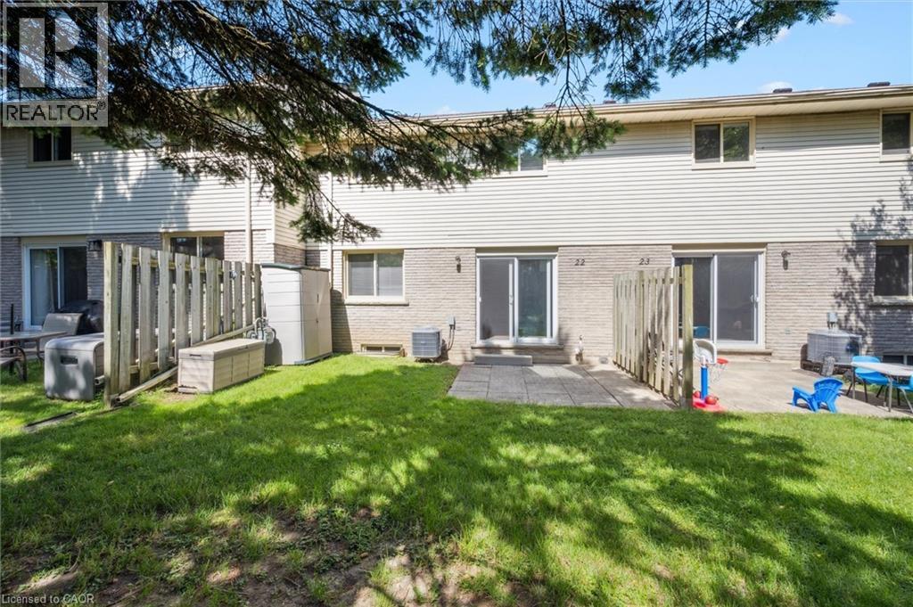 Photo 31 of 476 Kingscourt Drive Unit 22, Waterloo ON