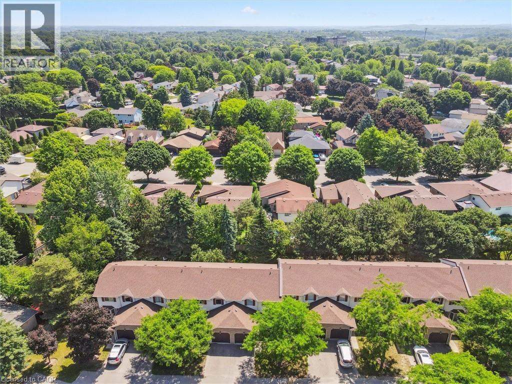 Photo 3 of 476 Kingscourt Drive Unit 22, Waterloo ON